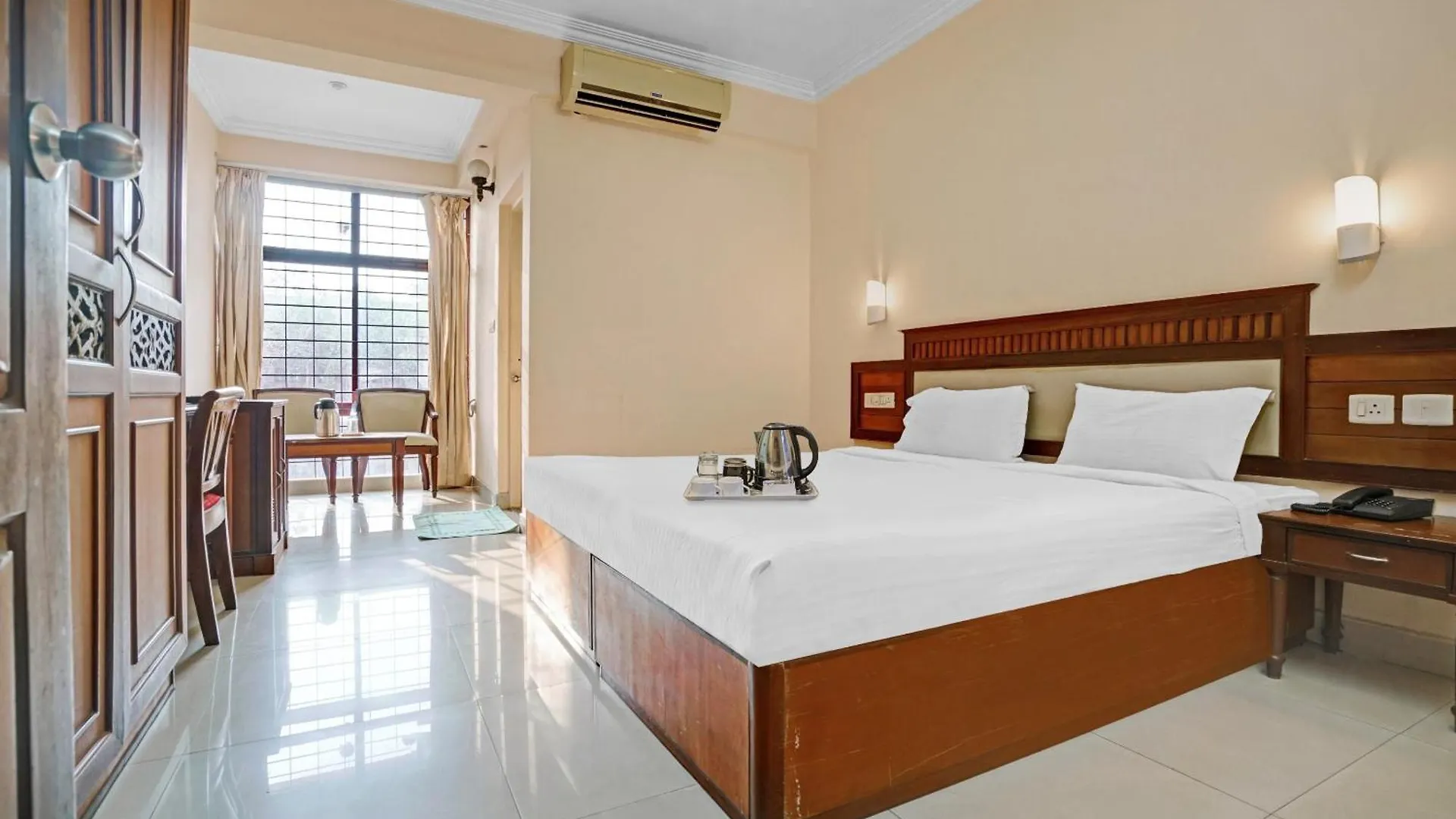 Collection O Hotel Mali Kottayam