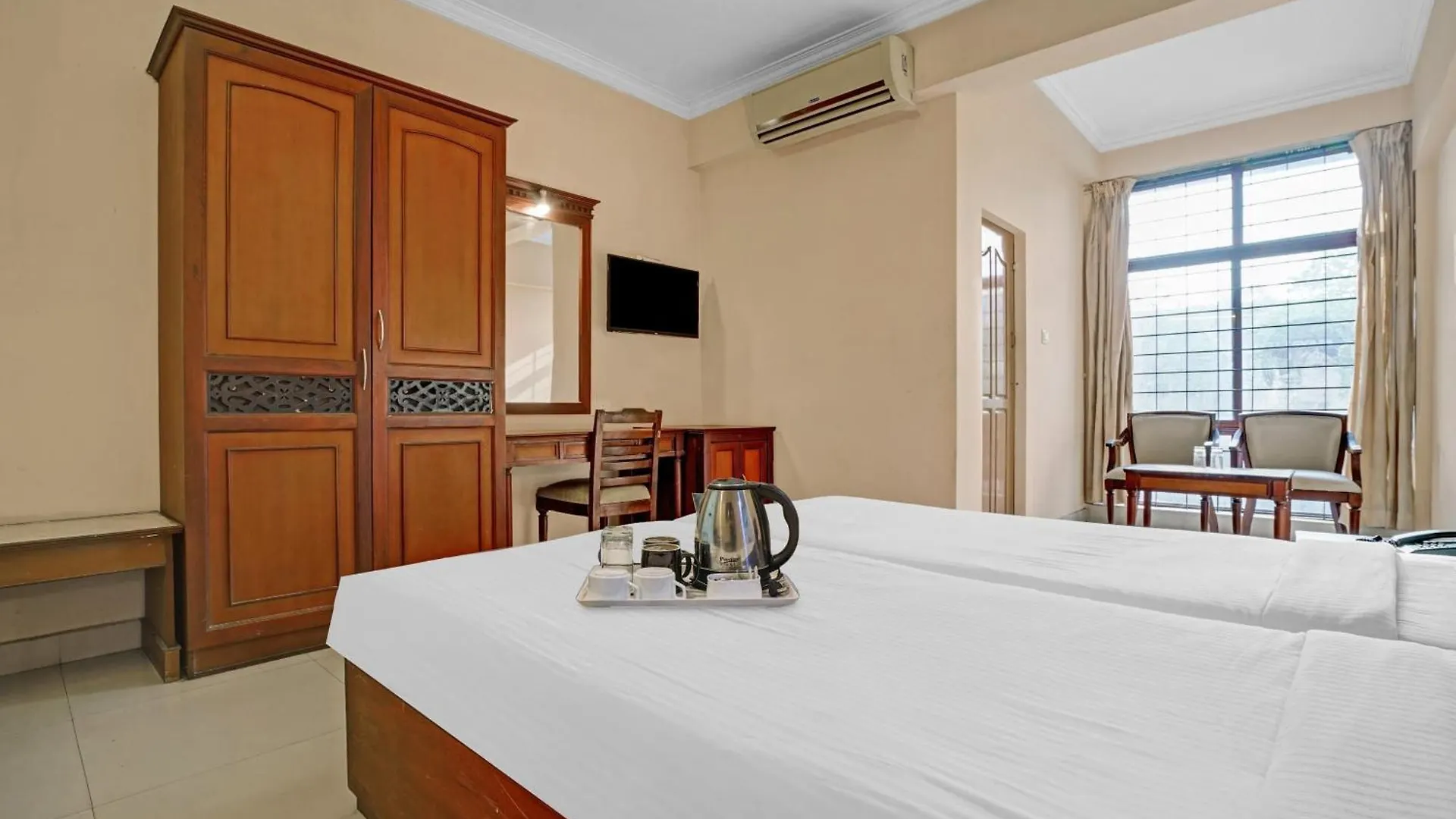 Collection O Hotel Mali Kottayam