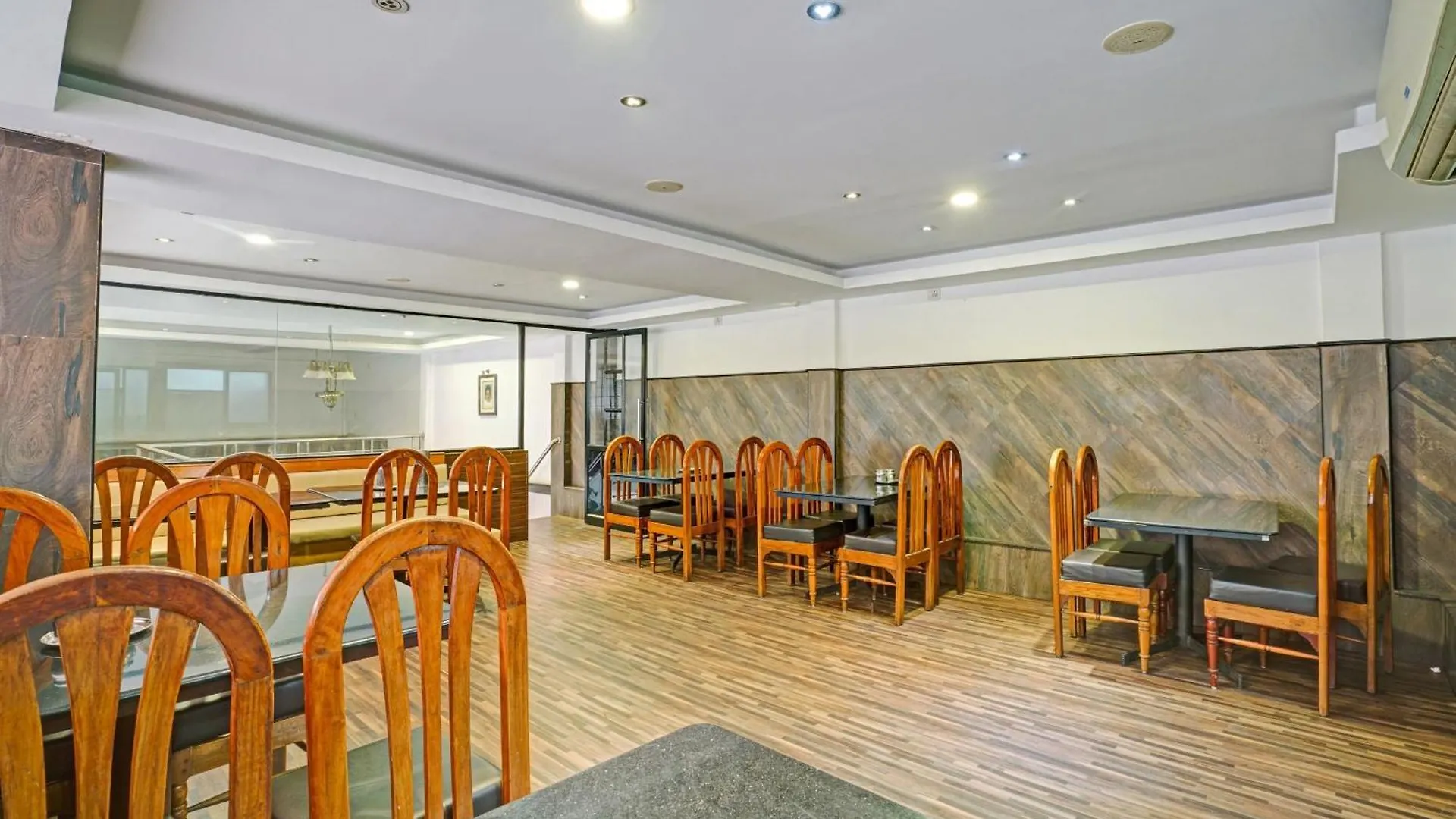 Collection O Hotel Mali Kottayam
